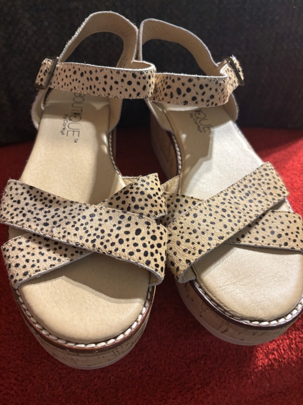 Boutique by Corky’s Women’s Neutral Spotted Platform Sandals size 9 Like New